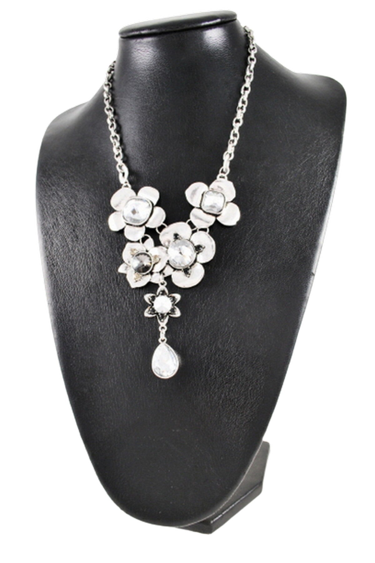 NECKLACE WITH 5 FLOWER-3