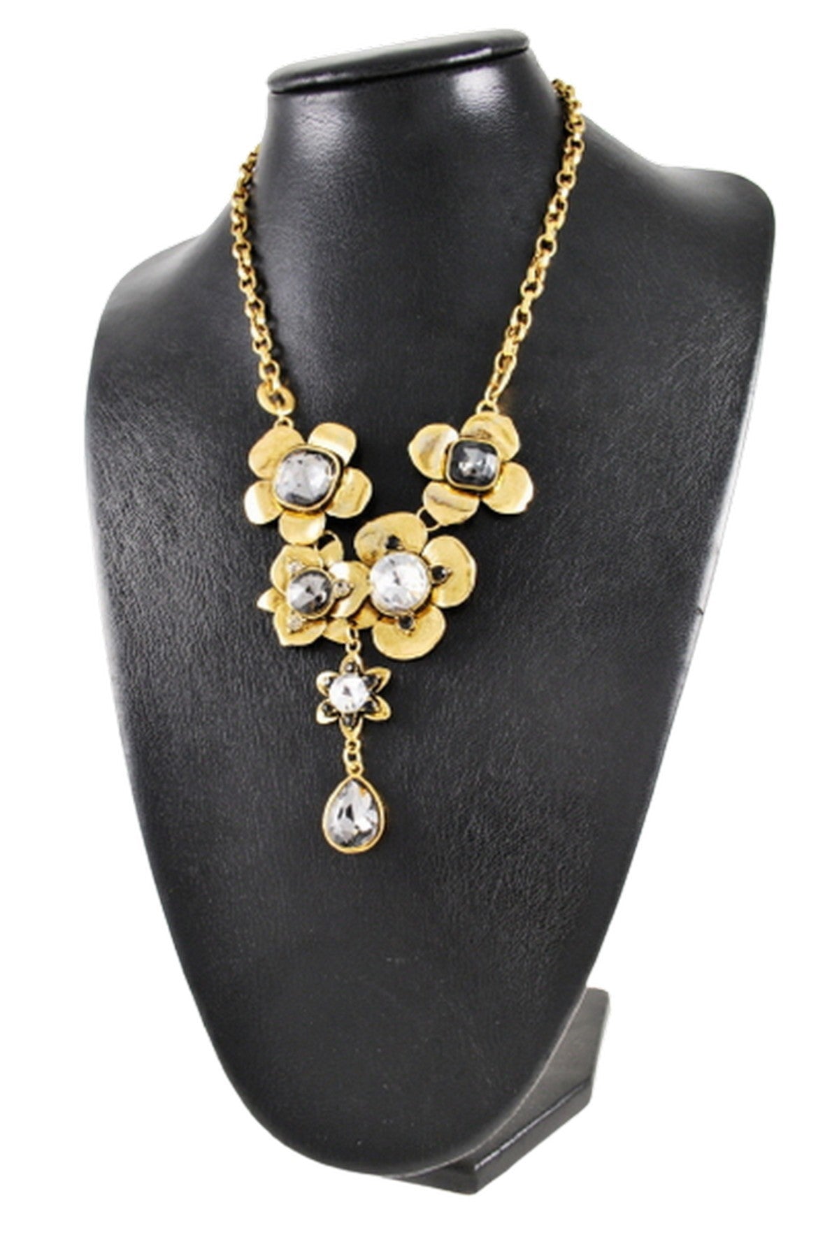 NECKLACE WITH 5 FLOWER-1