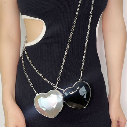 Silver Heart Black Heart Transparent Heart Arylic Solid Color Heart-shaped Evening Bags