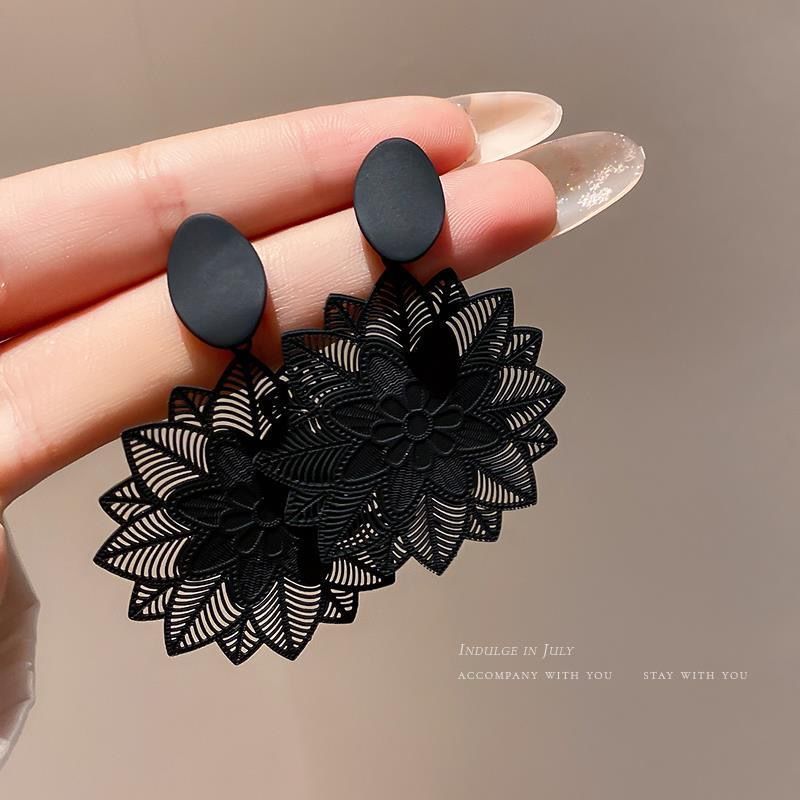 FASHION GEOMETRIC PLATING BLACK ALLOY DROP EARRINGS
